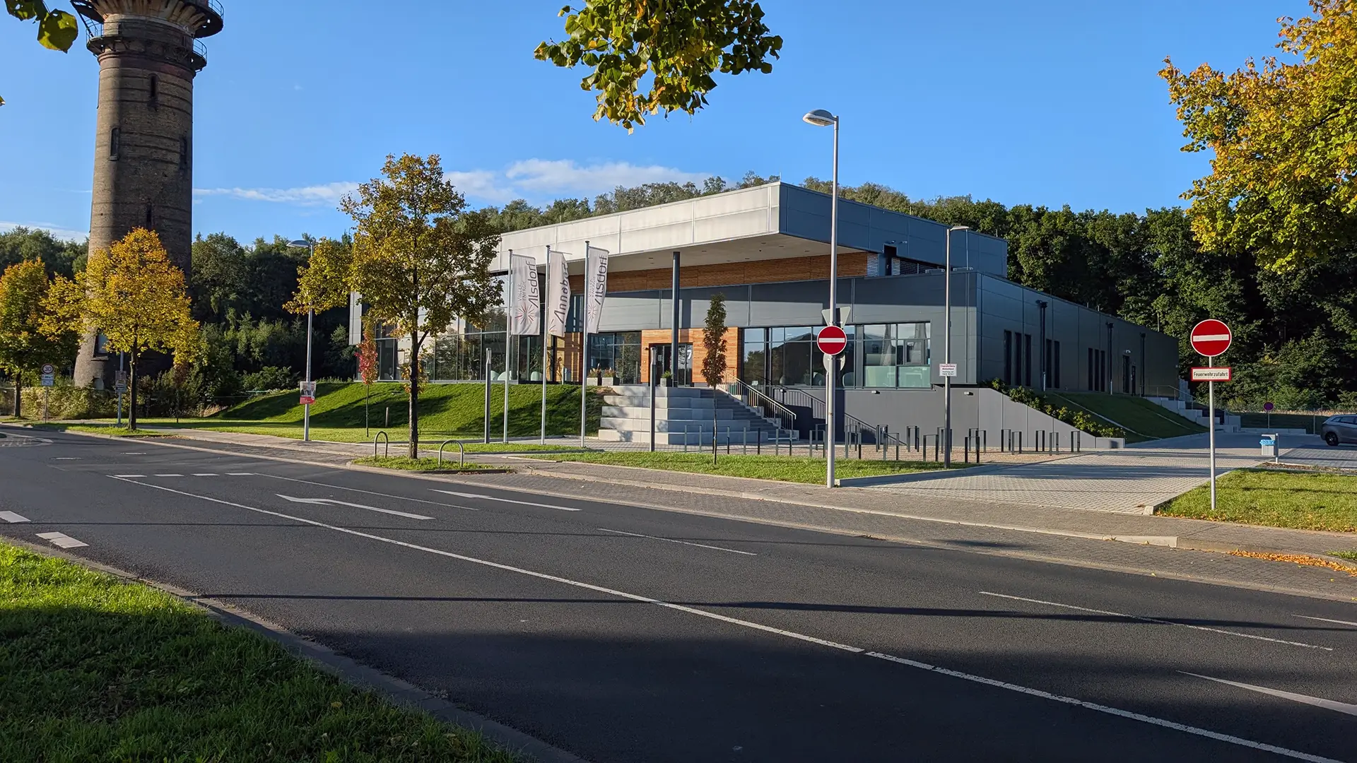 Aussenansicht des Annabads Alsdorf